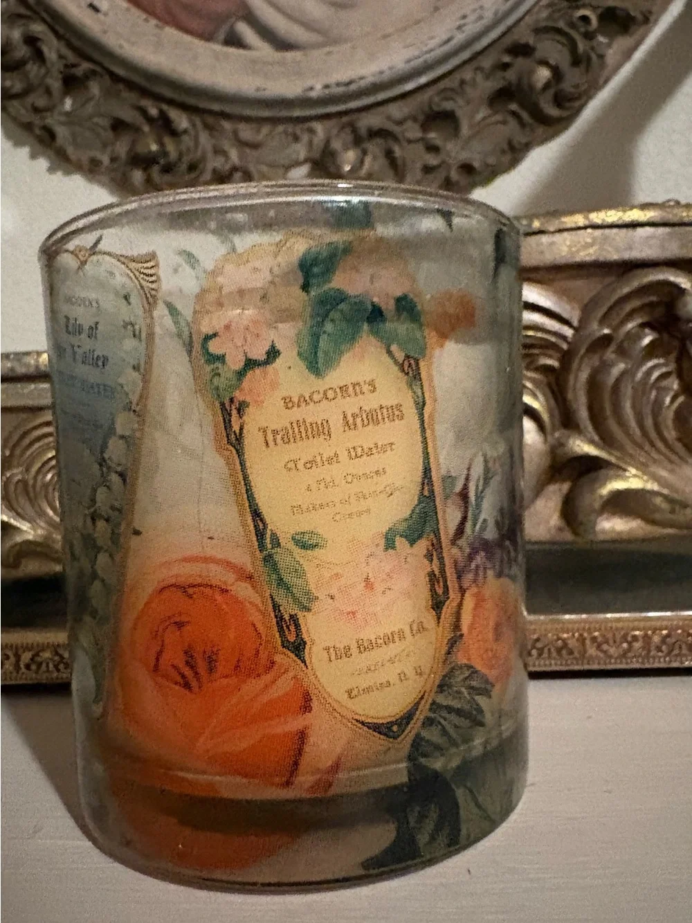 Tuting Abrlus Floral Decorative Glass Candle Holder - Orange Green